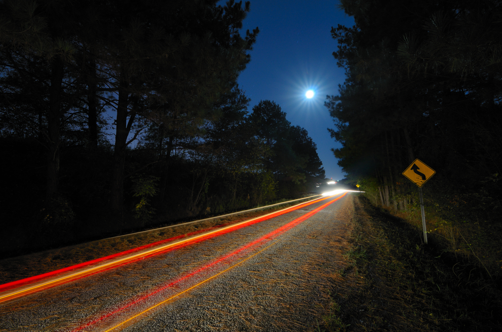 driving-at-night-help-your-drivers-to-stay-safe-in-the-dark